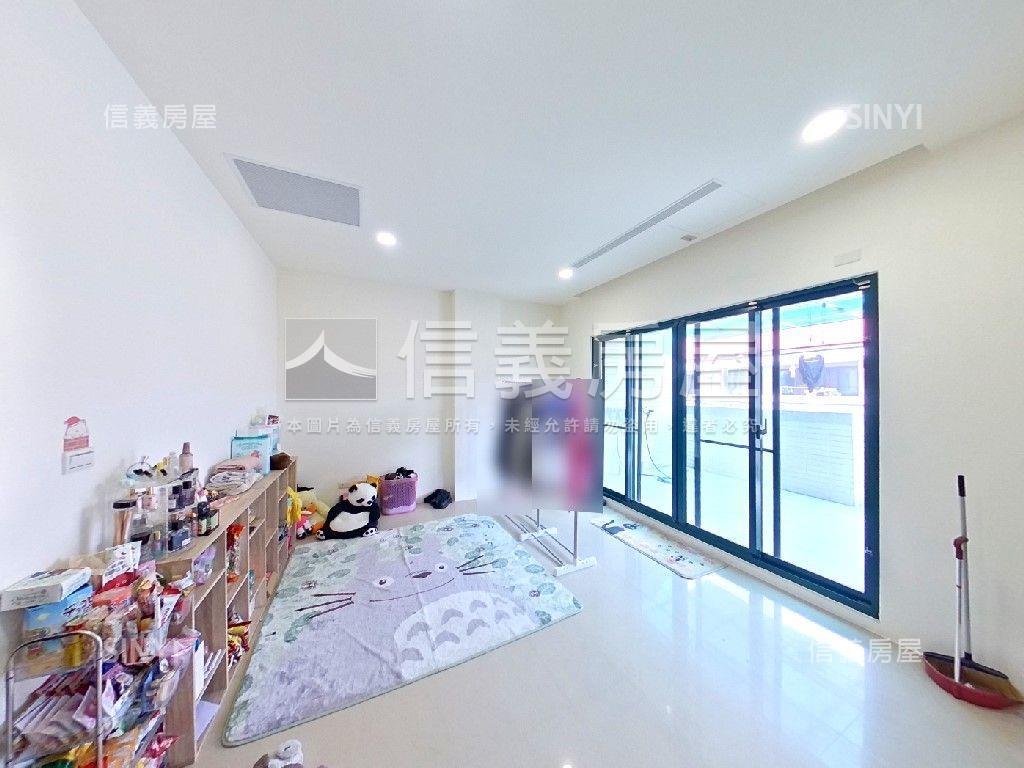 領袖花老闆喜愛房屋室內格局與周邊環境