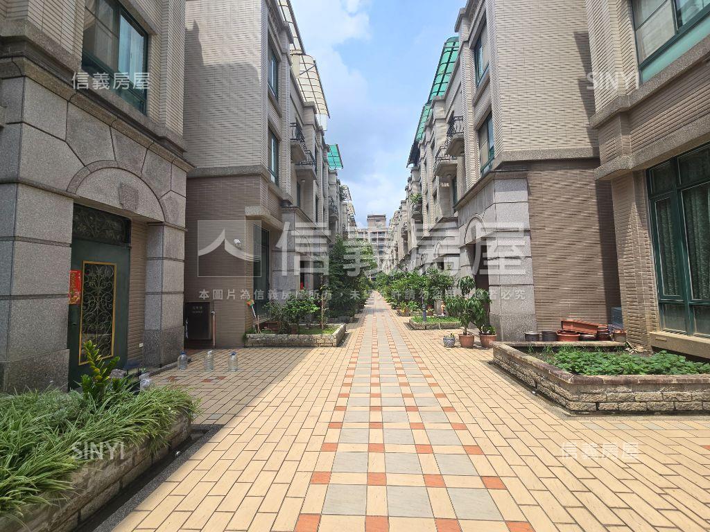 領袖花老闆喜愛房屋室內格局與周邊環境