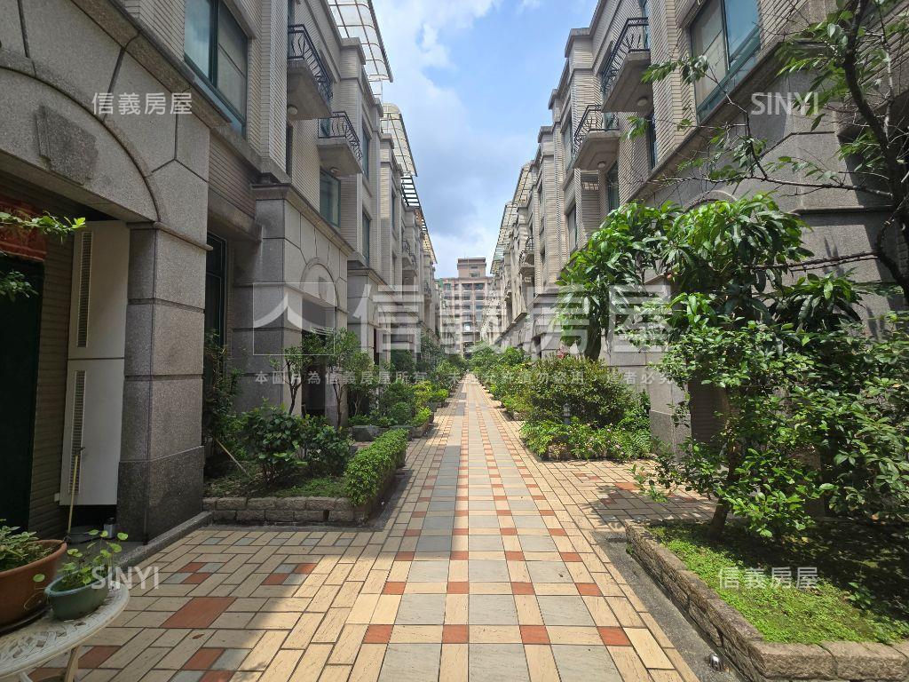 領袖花老闆喜愛房屋室內格局與周邊環境