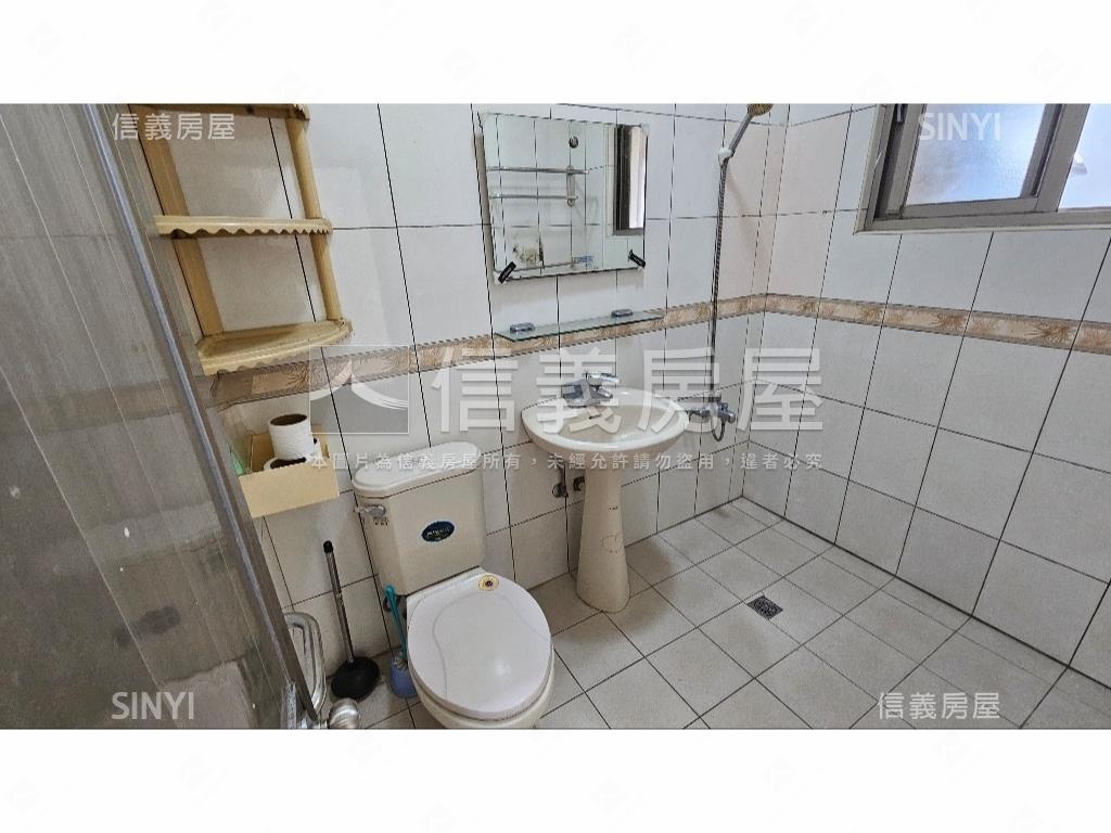 士林極品三樓公寓房屋室內格局與周邊環境