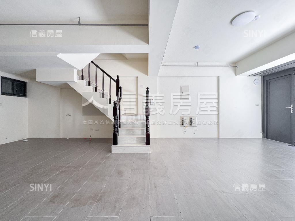 稀有金獅那山綠意美透天房屋室內格局與周邊環境