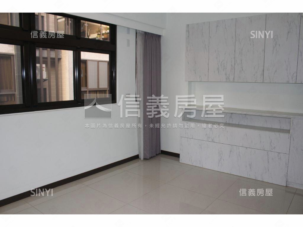 東興路大面寬透店房屋室內格局與周邊環境