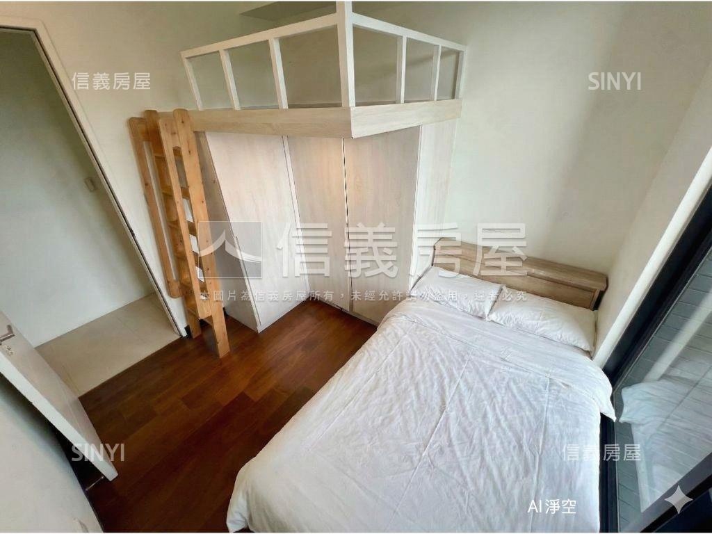 次頂樓山景華固三房附車位房屋室內格局與周邊環境