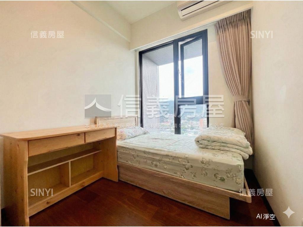 次頂樓山景華固三房附車位房屋室內格局與周邊環境