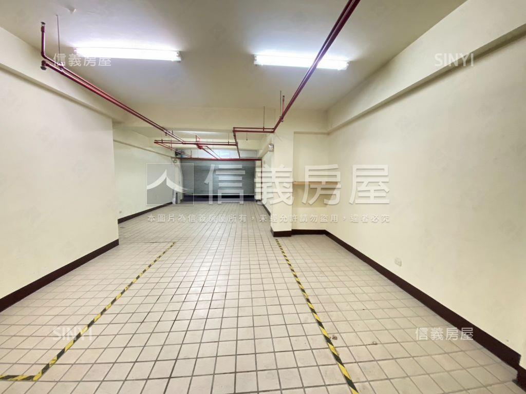 真愛店面傳家金雞母車位房屋室內格局與周邊環境