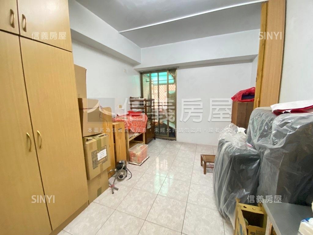 百貨齊聚★至聖路★潛質店房屋室內格局與周邊環境