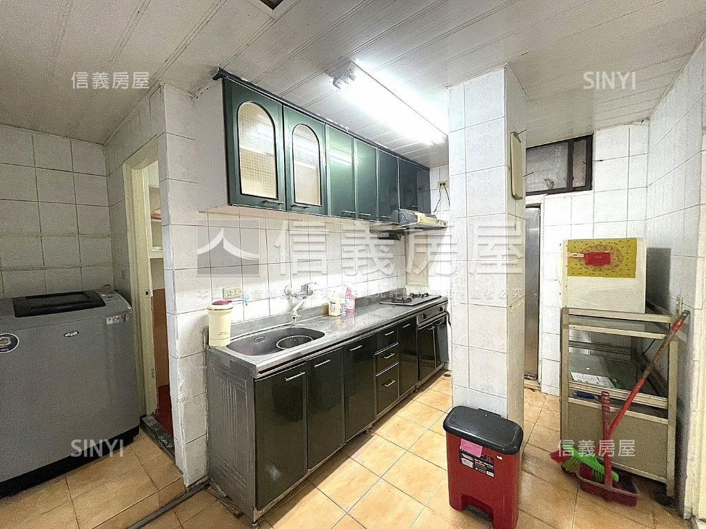 秀朗大活巷稀有一樓房屋室內格局與周邊環境