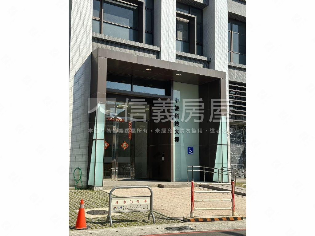 推薦★中原站全新廠辦Ｄ１房屋室內格局與周邊環境