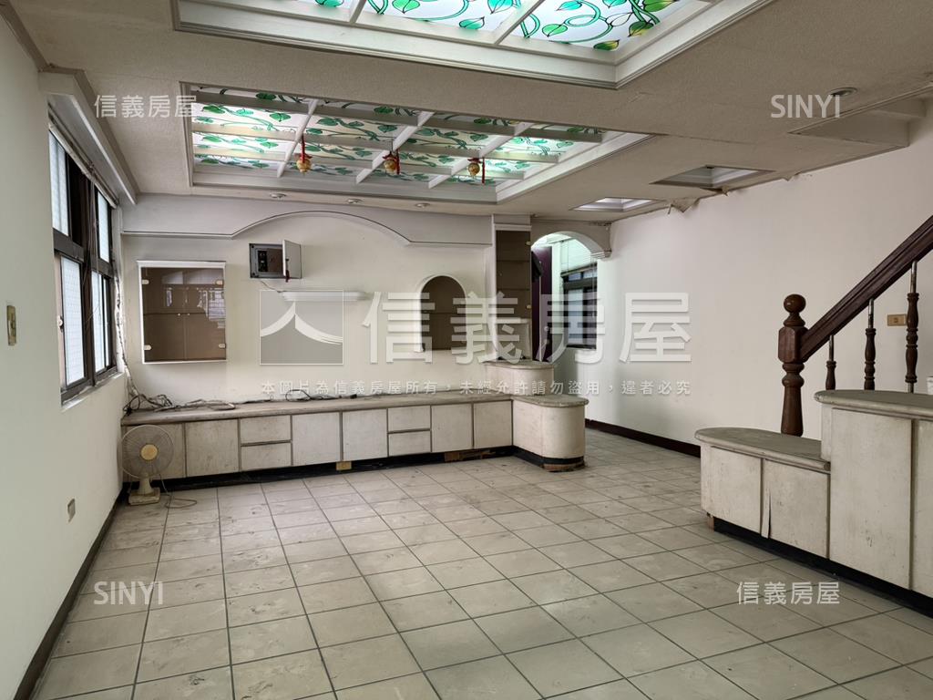 中平邊間採光大戶名邸房屋室內格局與周邊環境