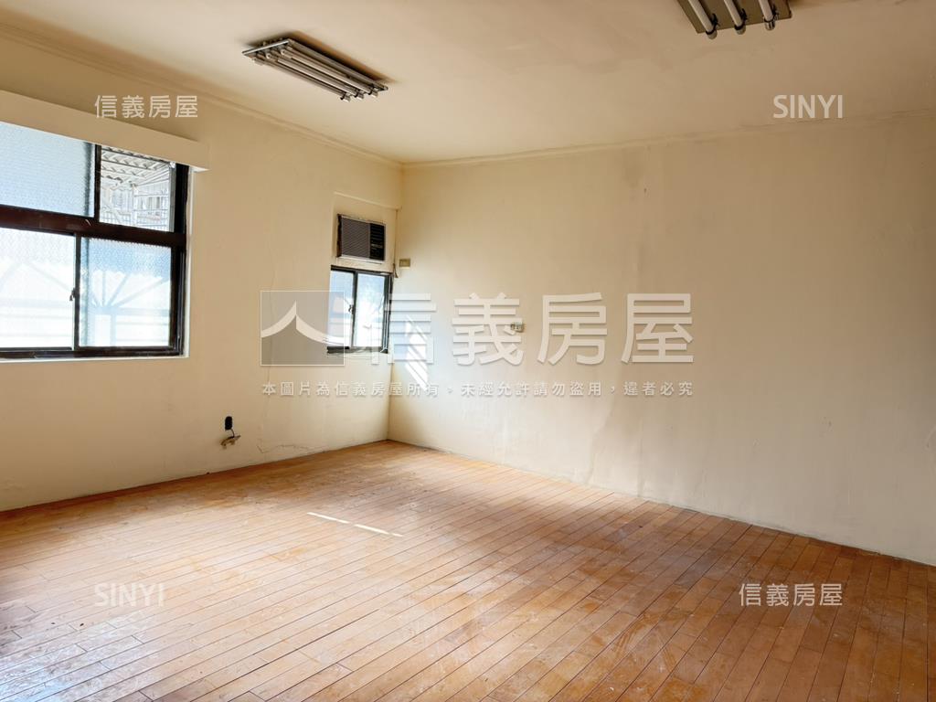 中平邊間採光大戶名邸房屋室內格局與周邊環境