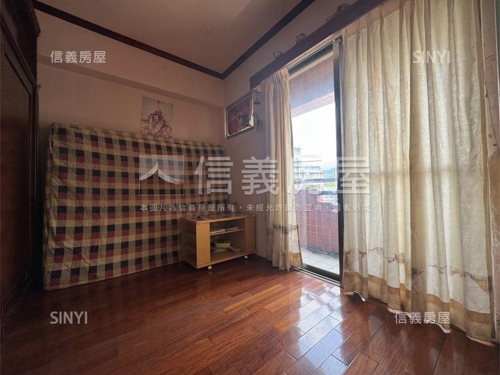 淡水低總價三房附車位房屋室內格局與周邊環境