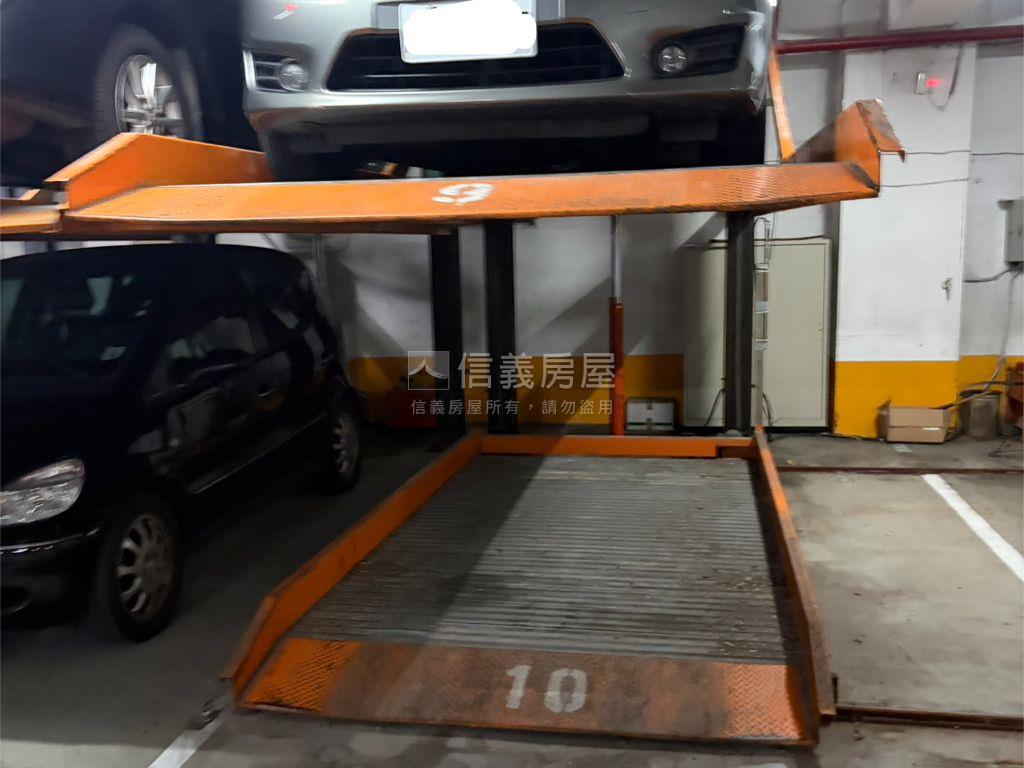 千豐大樓雙機械車位房屋室內格局與周邊環境