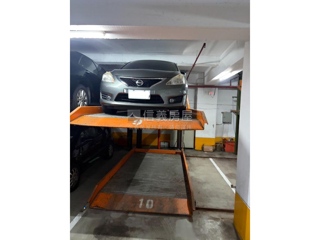 千豐大樓雙機械車位房屋室內格局與周邊環境