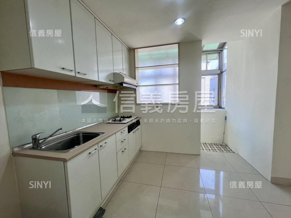 低總價裝潢公寓房屋室內格局與周邊環境