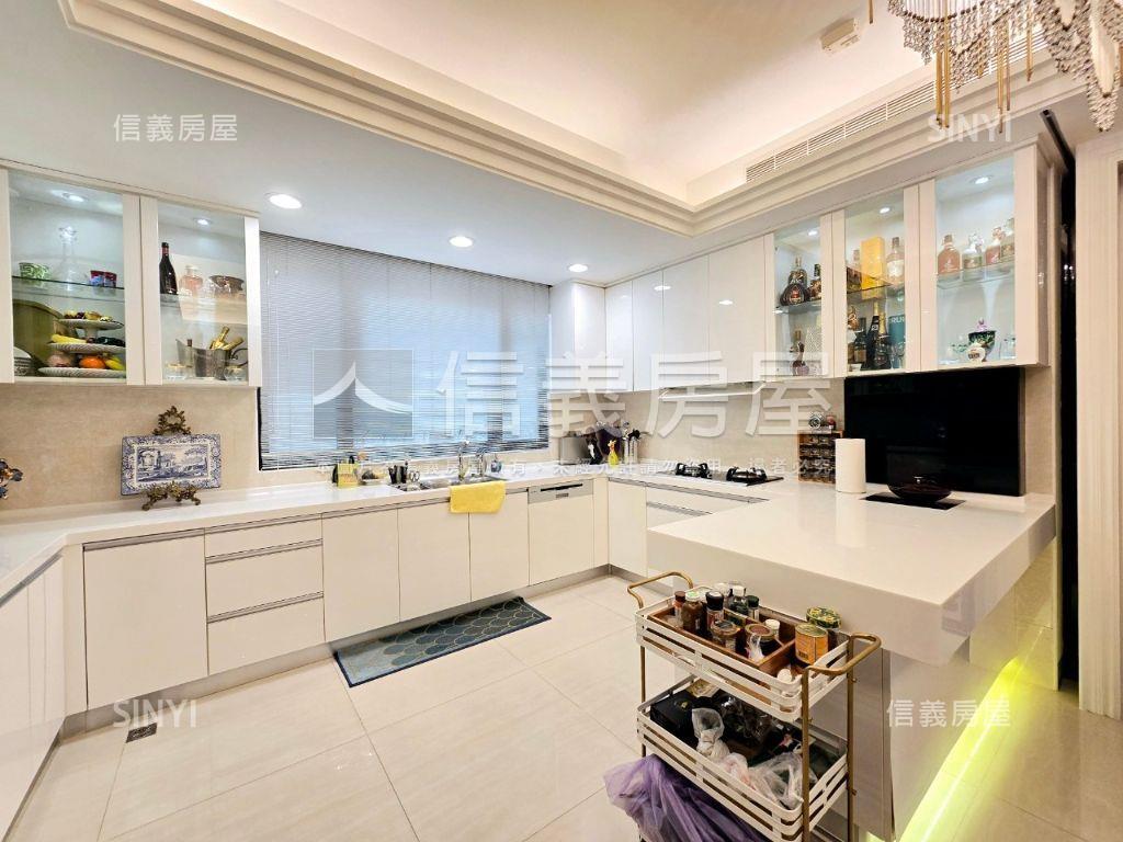 大里稀有企業總部招待所房屋室內格局與周邊環境