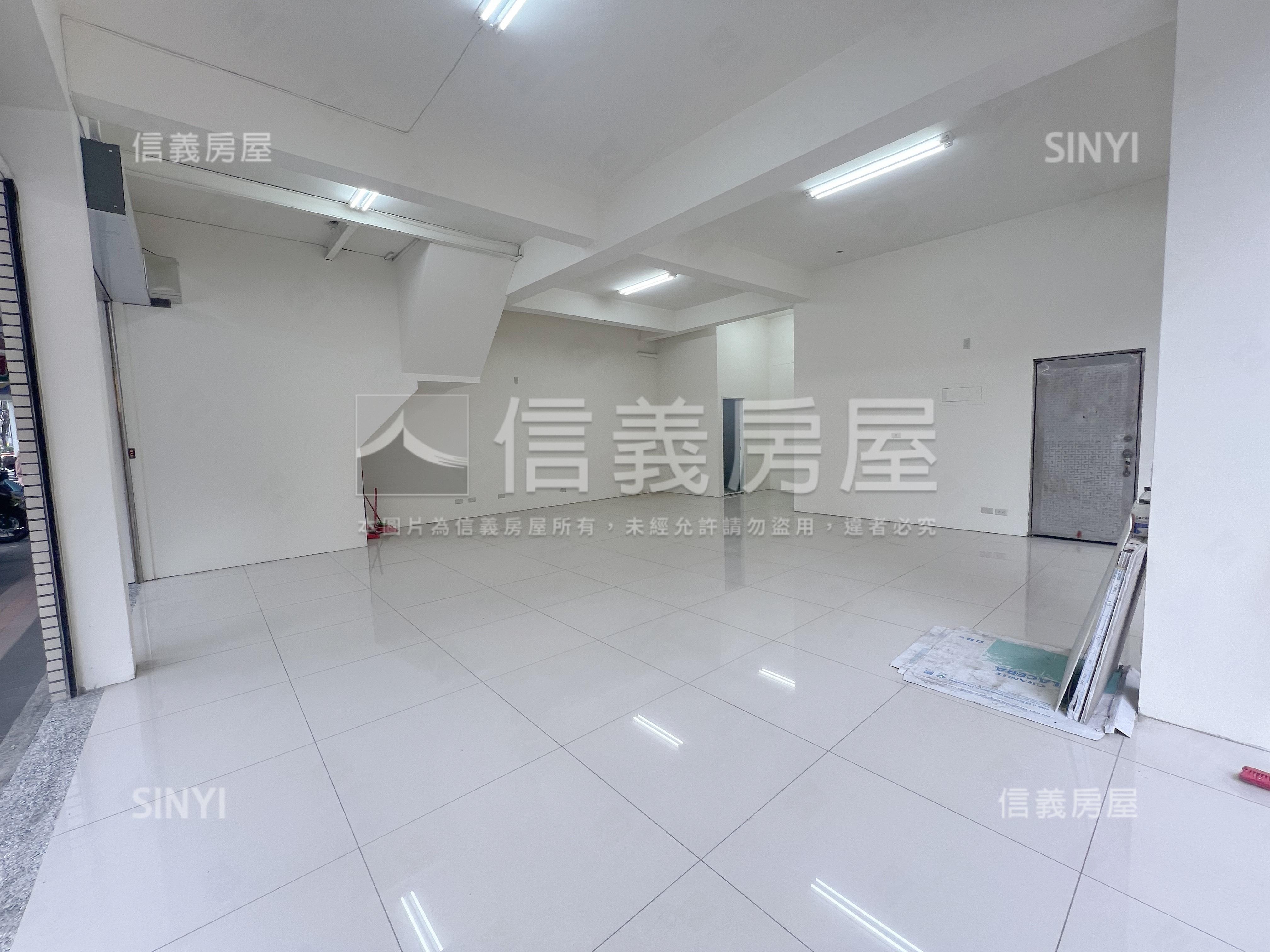 黃金三角窗店面大空間房屋室內格局與周邊環境