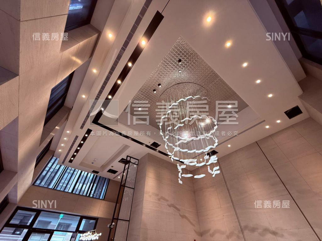 鴻灃青溫馨明亮美宅房屋室內格局與周邊環境