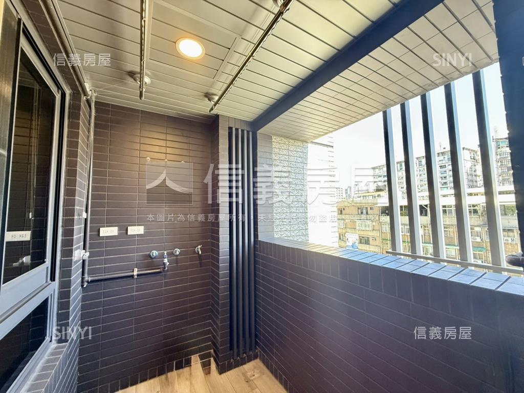 全陽大璽裝潢兩房車位房屋室內格局與周邊環境