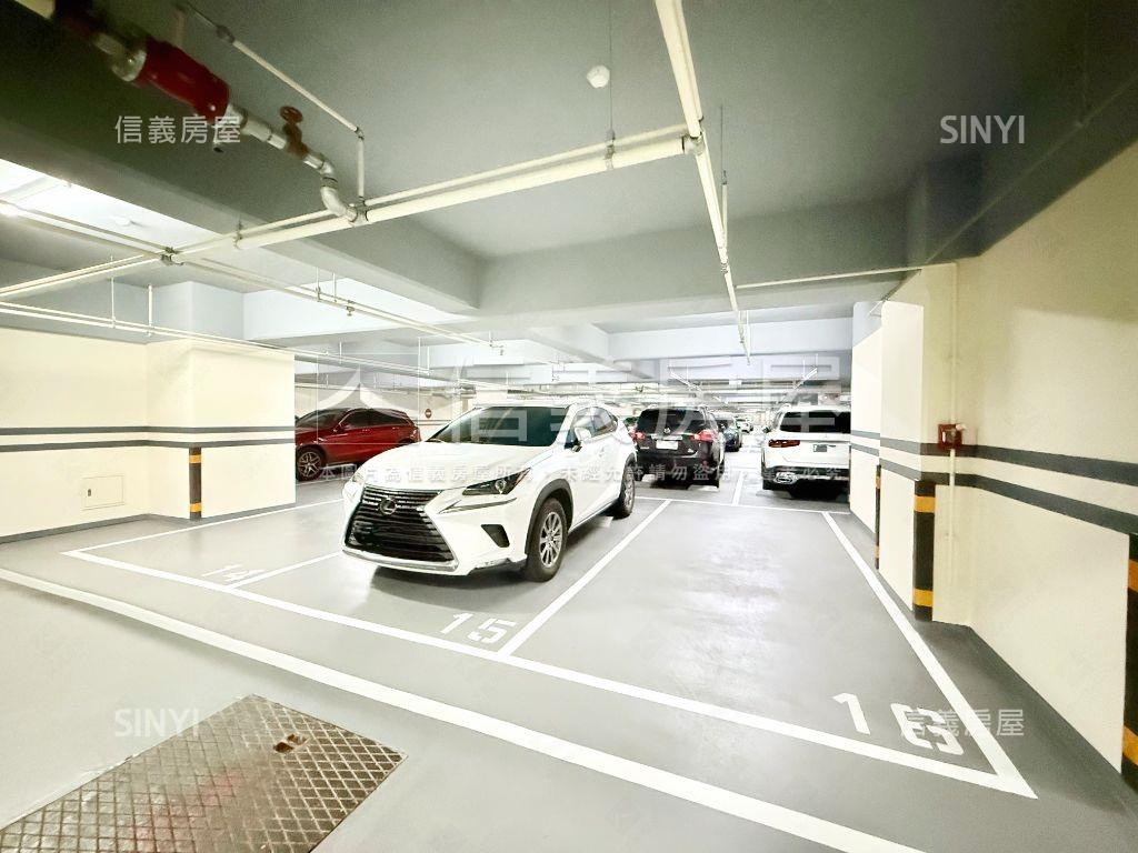 全陽大璽裝潢兩房車位房屋室內格局與周邊環境