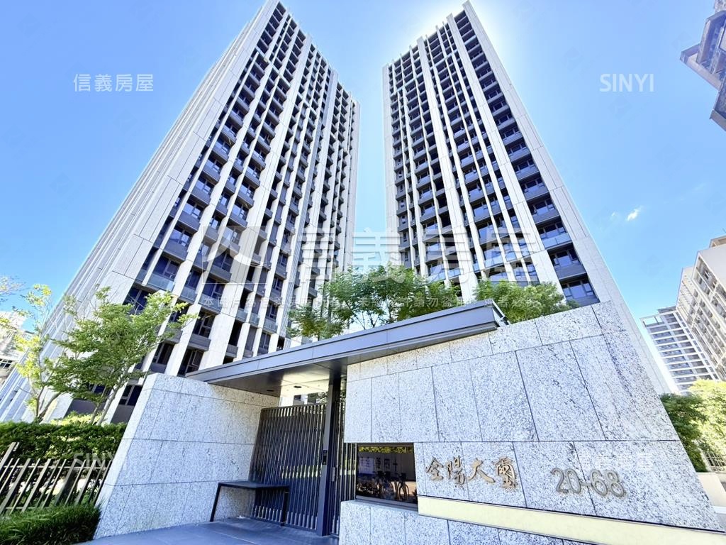 全陽大璽裝潢兩房車位房屋室內格局與周邊環境