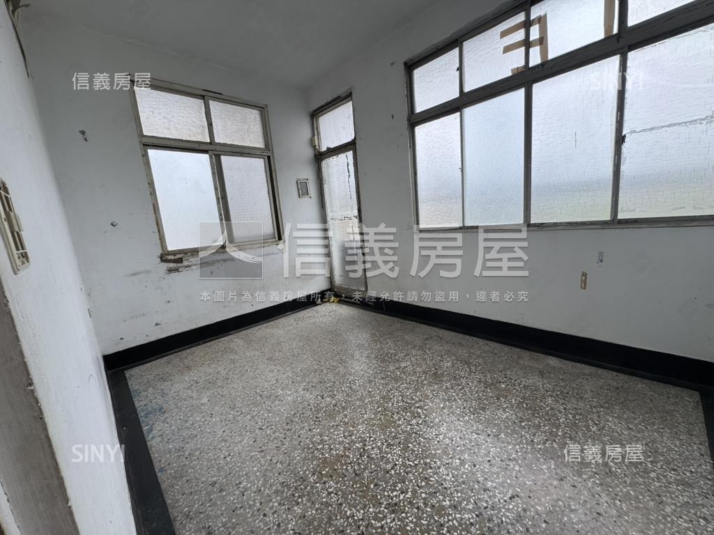 小透天與老花園房屋室內格局與周邊環境