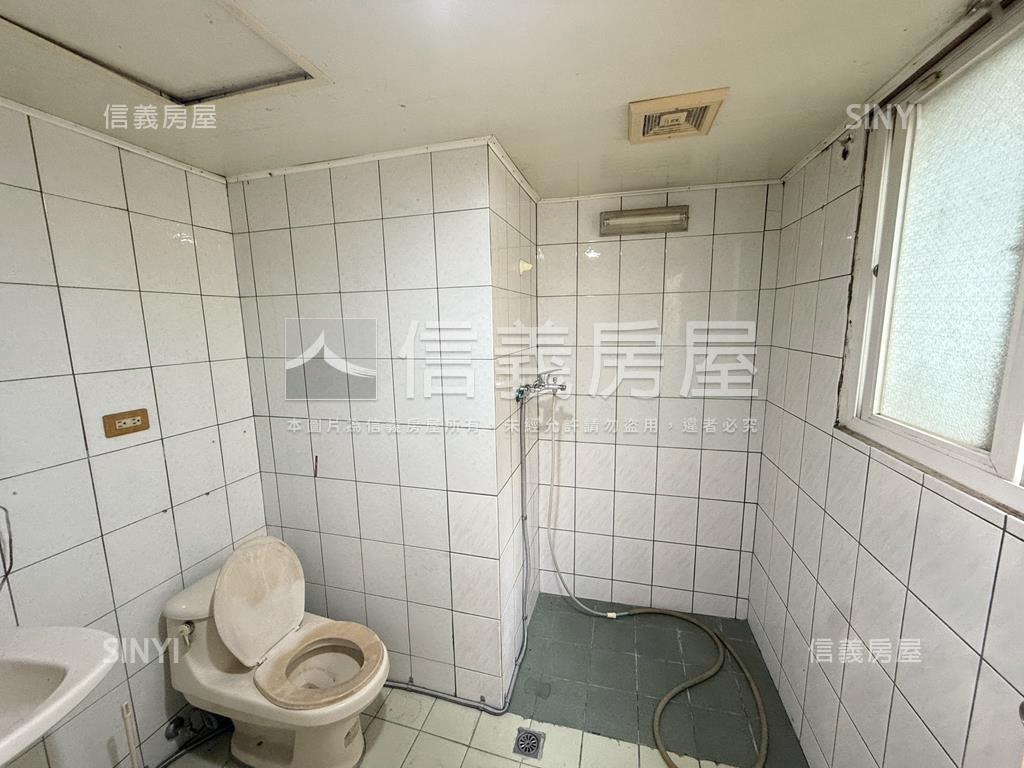 西區大三房華廈高ＣＰ值屋房屋室內格局與周邊環境