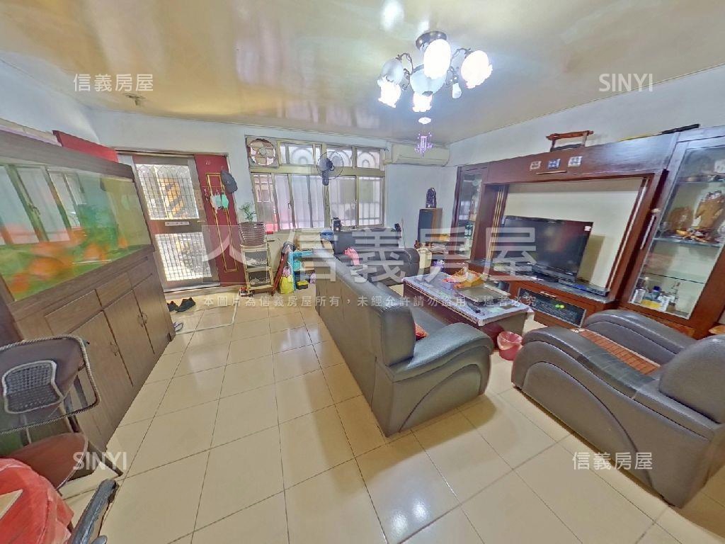 楊梅民有路稀有透天房屋室內格局與周邊環境