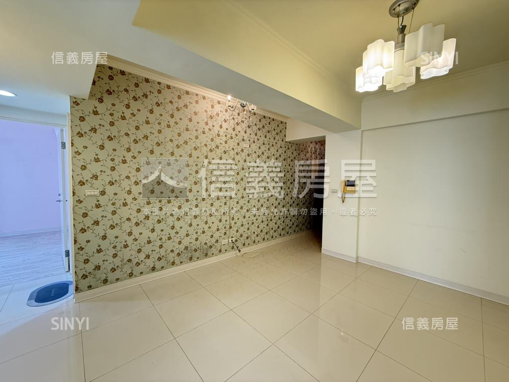 昇陽大地稀有山景２房房屋室內格局與周邊環境