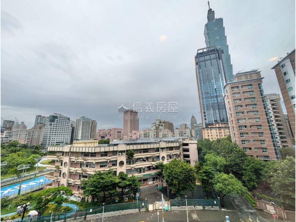 計畫區面公園１０１可兩房房屋室內格局與周邊環境