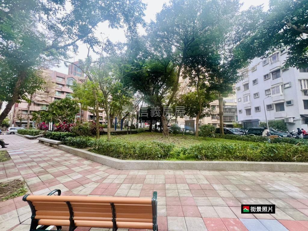 計畫區面公園１０１可兩房房屋室內格局與周邊環境