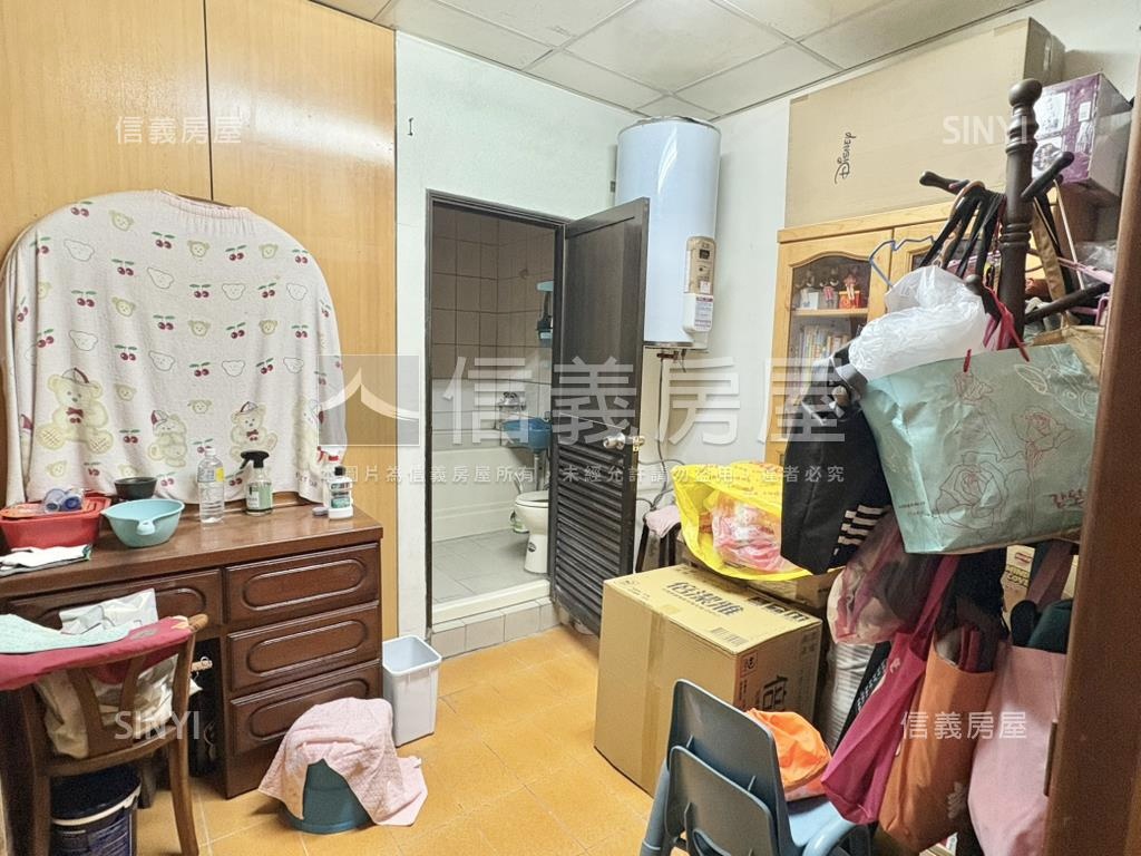 龍潭近交流道低總價透天房屋室內格局與周邊環境