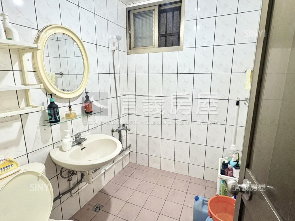 龍潭近交流道低總價透天房屋室內格局與周邊環境