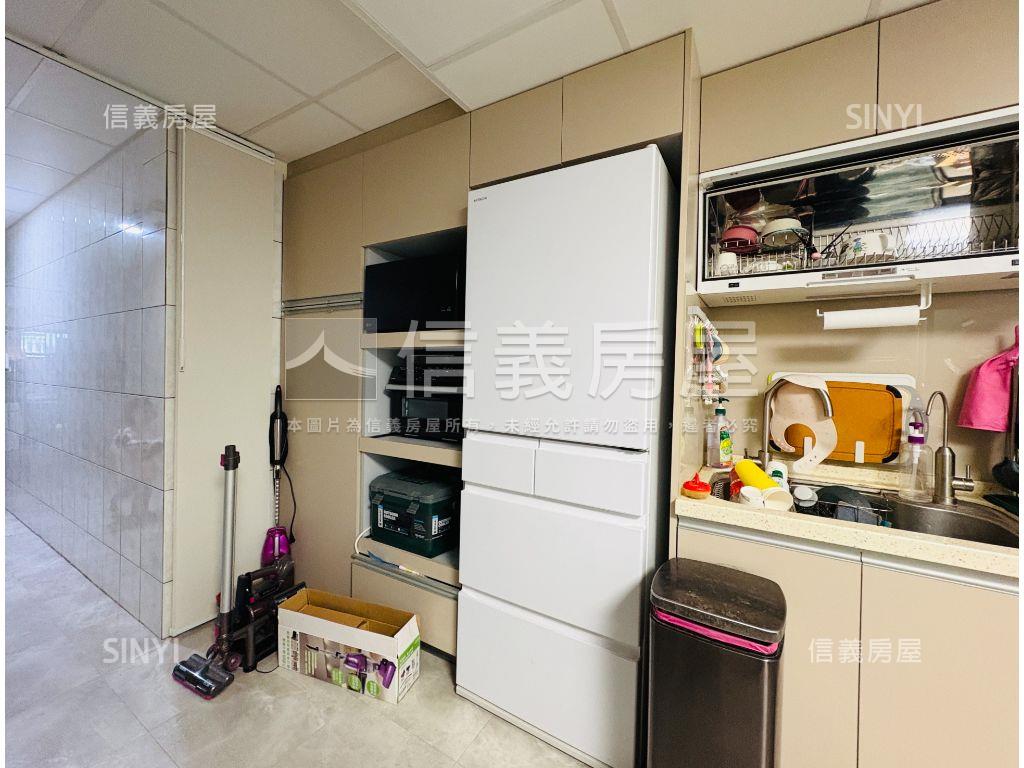樹林精品裝潢二樓美寓房屋室內格局與周邊環境