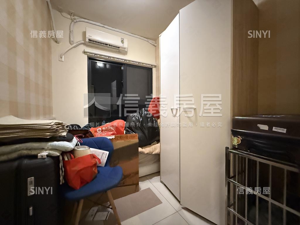 愛河旁輕屋齡大空間２房房屋室內格局與周邊環境