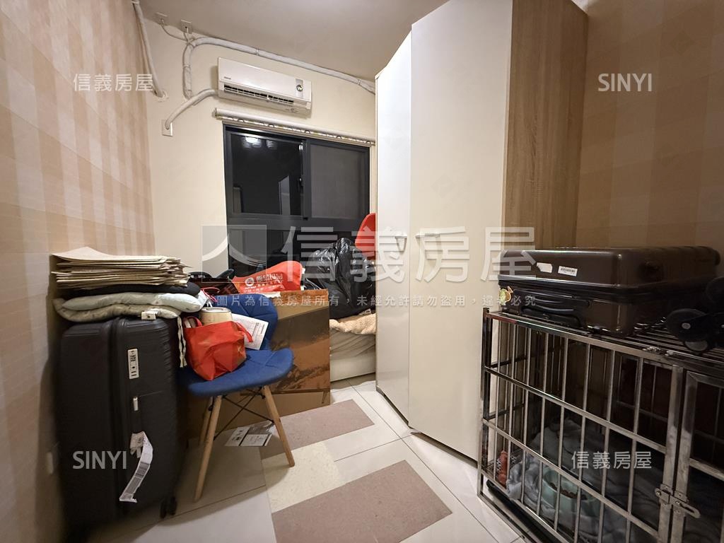 愛河旁輕屋齡大空間２房房屋室內格局與周邊環境