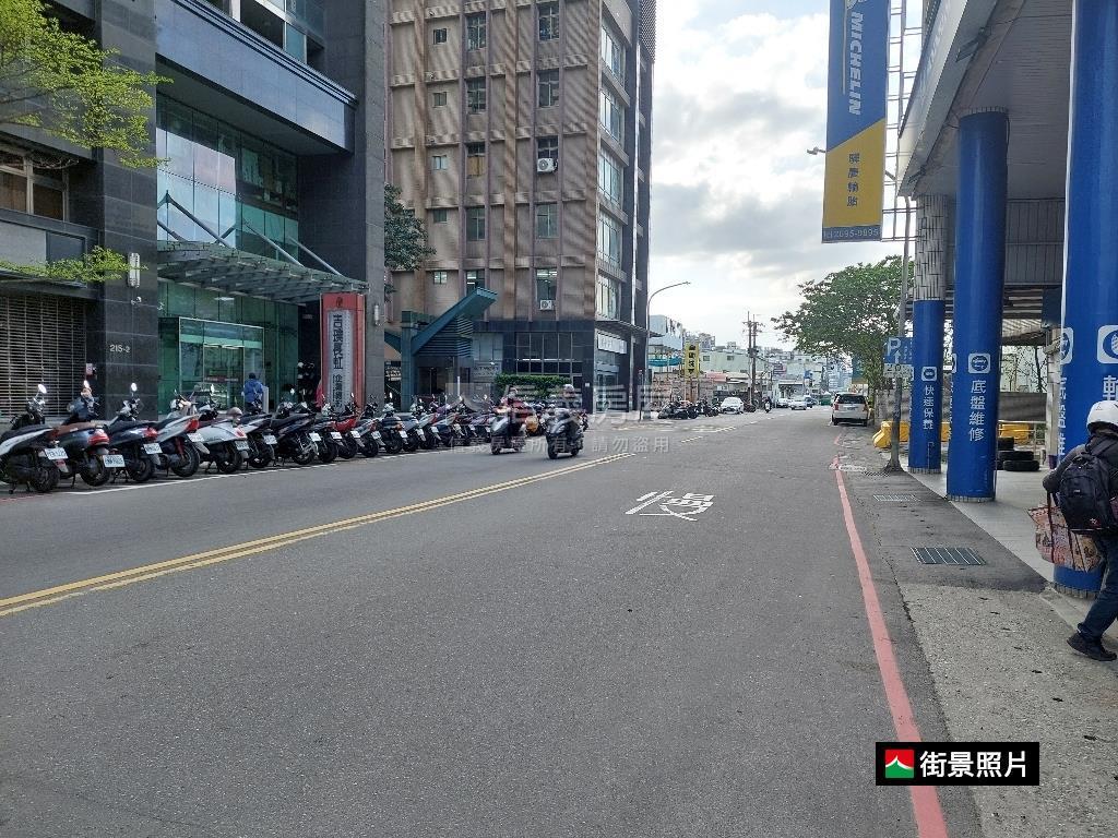 中興路電梯廠辦自用收租讚房屋室內格局與周邊環境