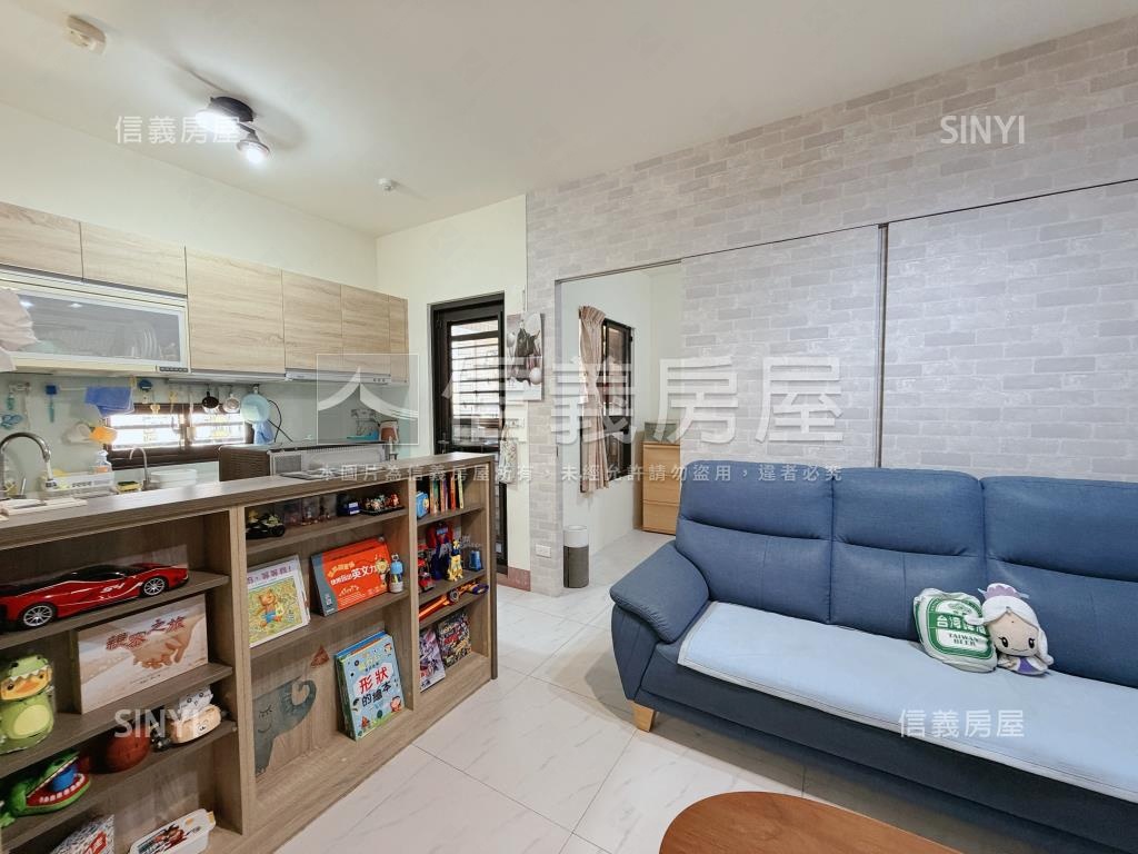 四季質感亮采兩房房屋室內格局與周邊環境