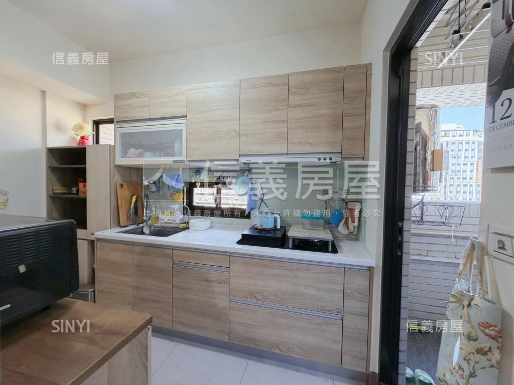 四季質感亮采兩房房屋室內格局與周邊環境