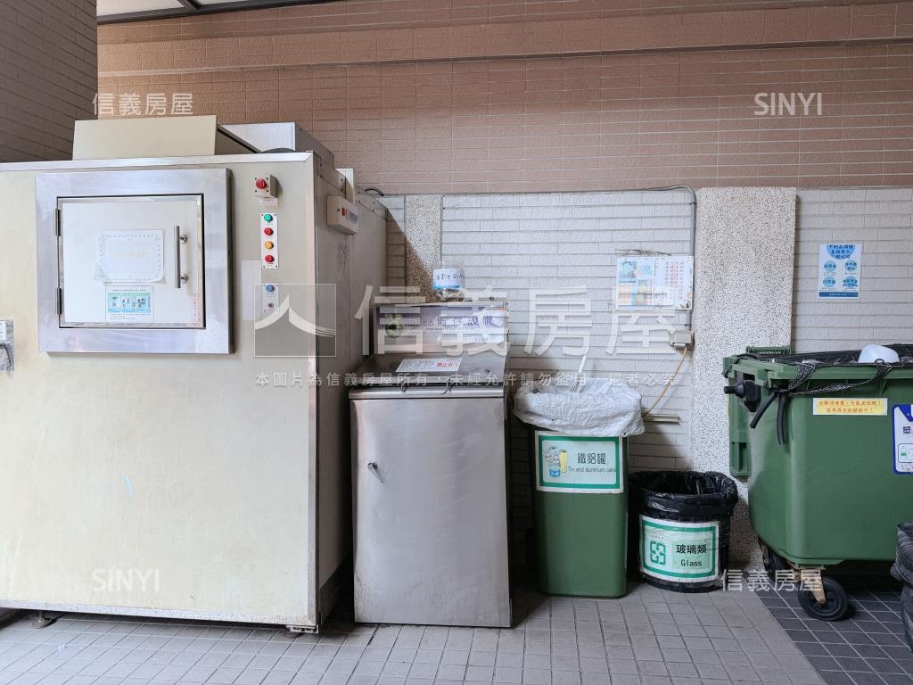 四季質感亮采兩房房屋室內格局與周邊環境