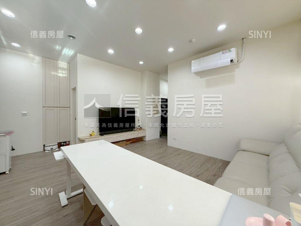 【專任】摩登美裝大露臺房屋室內格局與周邊環境