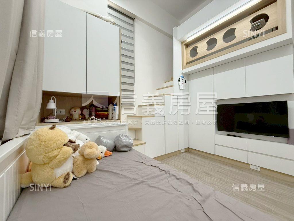 【專任】摩登美裝大露臺房屋室內格局與周邊環境