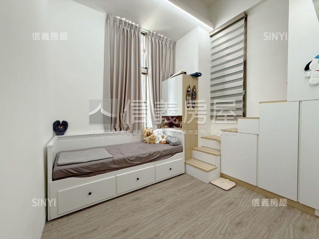 【專任】摩登美裝大露臺房屋室內格局與周邊環境