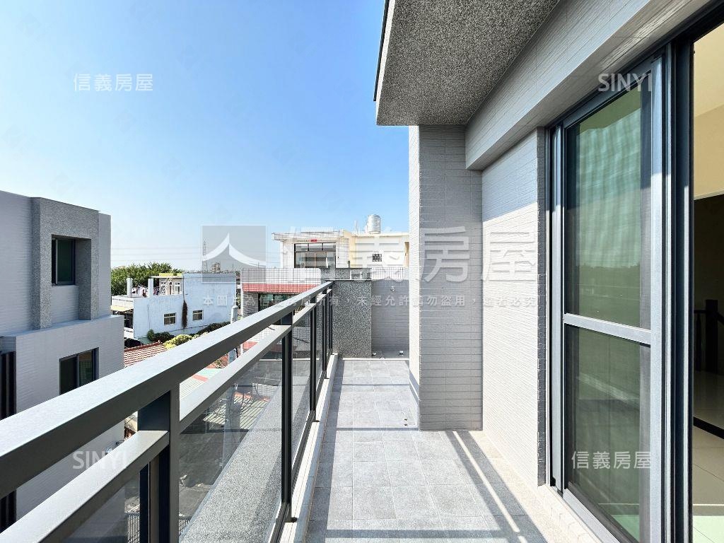 花壇全新大面寬別墅１房屋室內格局與周邊環境