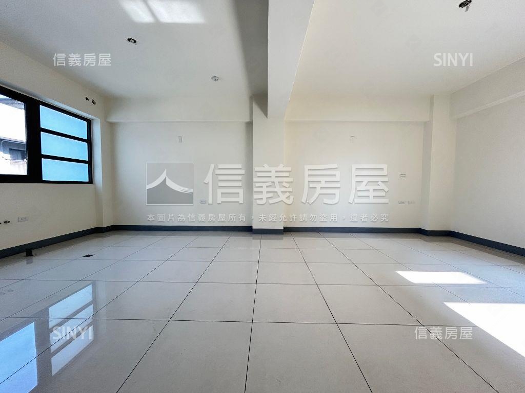 花壇全新大面寬別墅１房屋室內格局與周邊環境