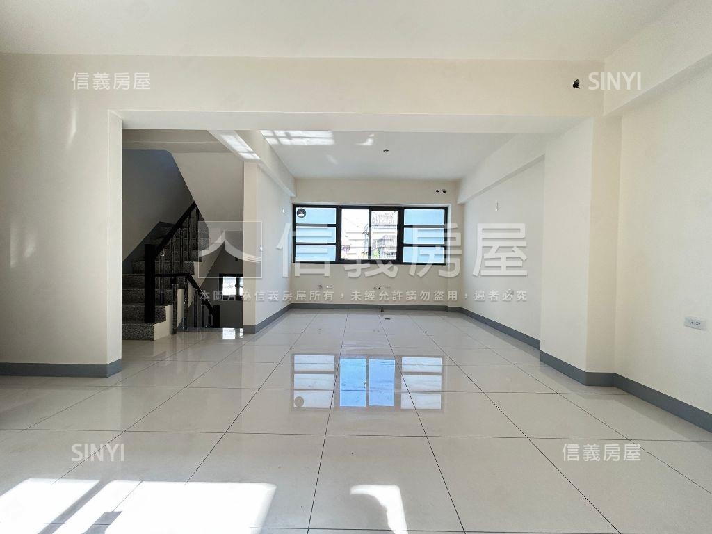 花壇全新大面寬別墅１房屋室內格局與周邊環境