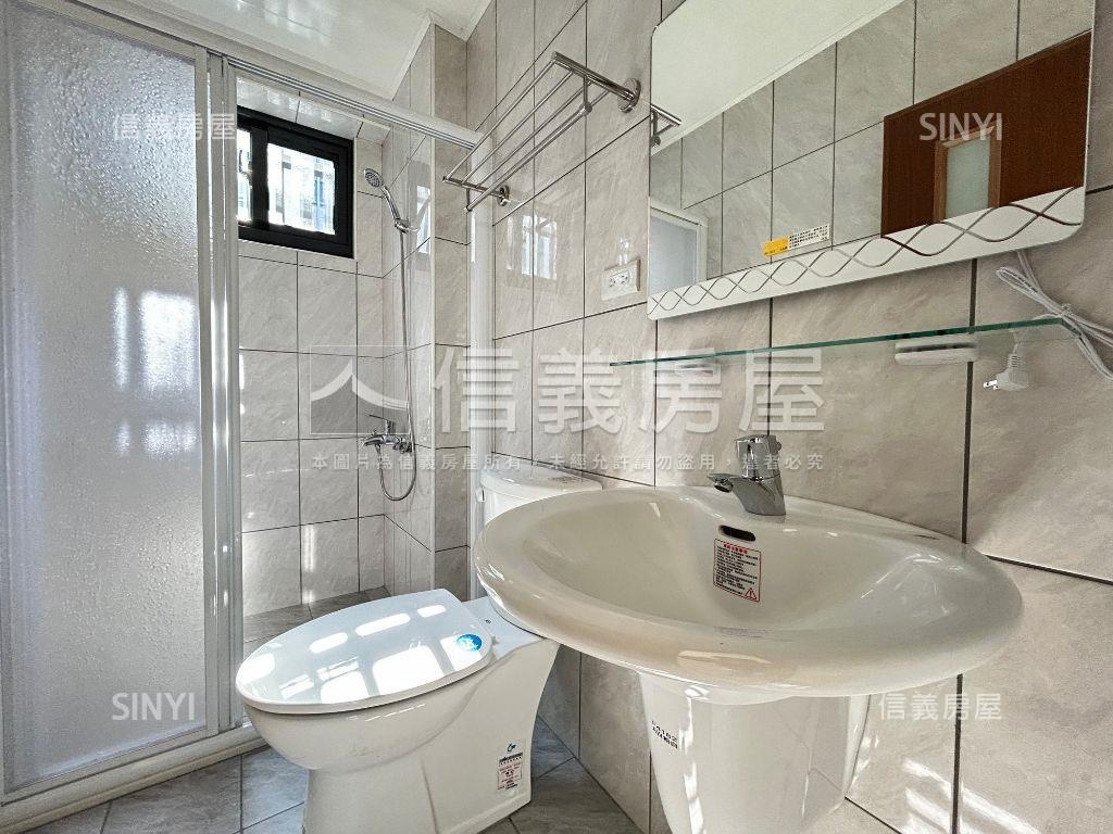 花壇全新大面寬別墅１房屋室內格局與周邊環境