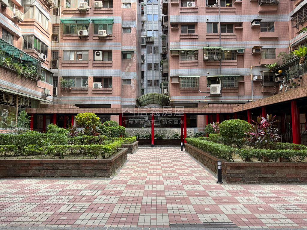 濱湖Ｂ區小資套房房屋室內格局與周邊環境