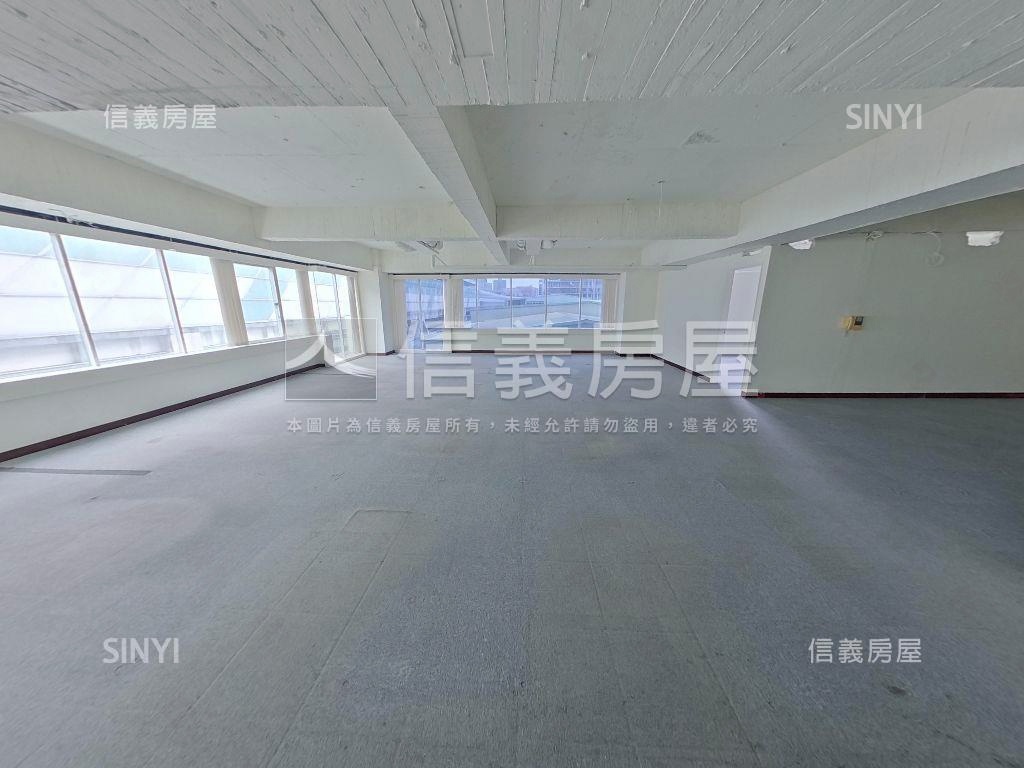 雙捷運黃金幹線商業用房屋室內格局與周邊環境