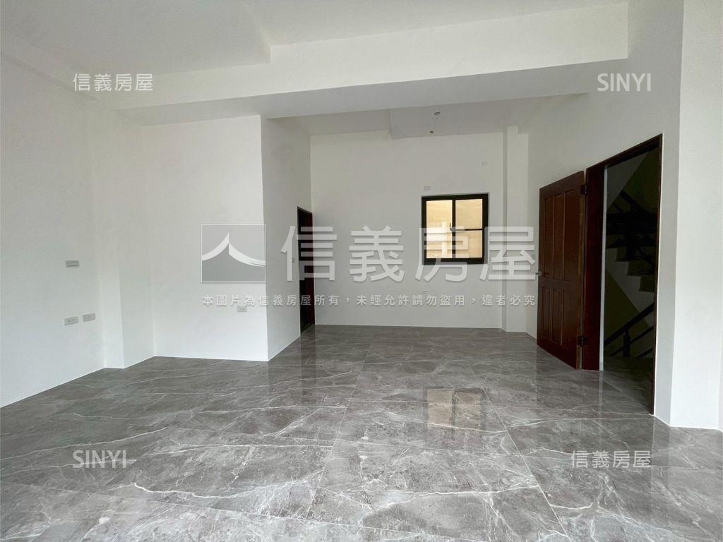 海佃面寬並排雙車墅房屋室內格局與周邊環境
