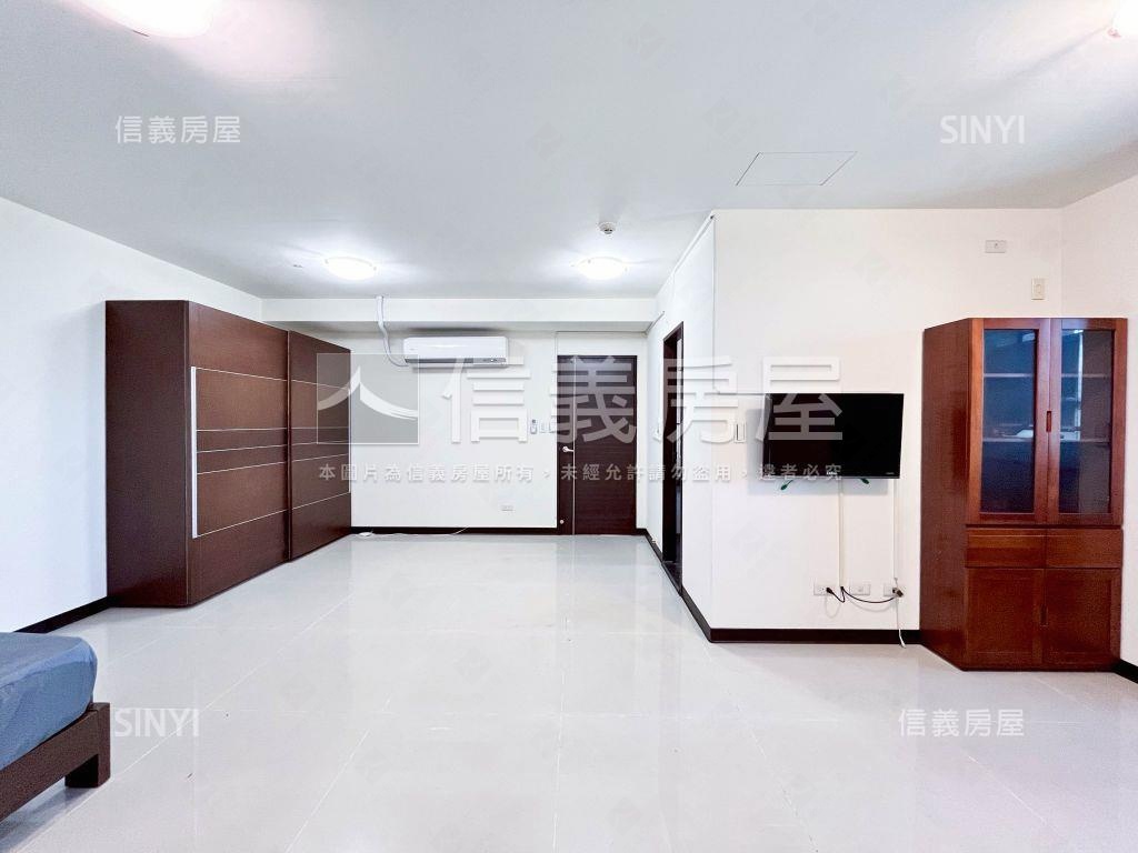 世紀凱悅四房雙車位房屋室內格局與周邊環境